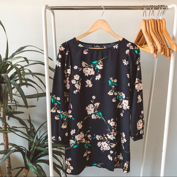 Lulus Dresses & Skirts - NWT Lulu's Herbaceous Floral Print Shift Dress